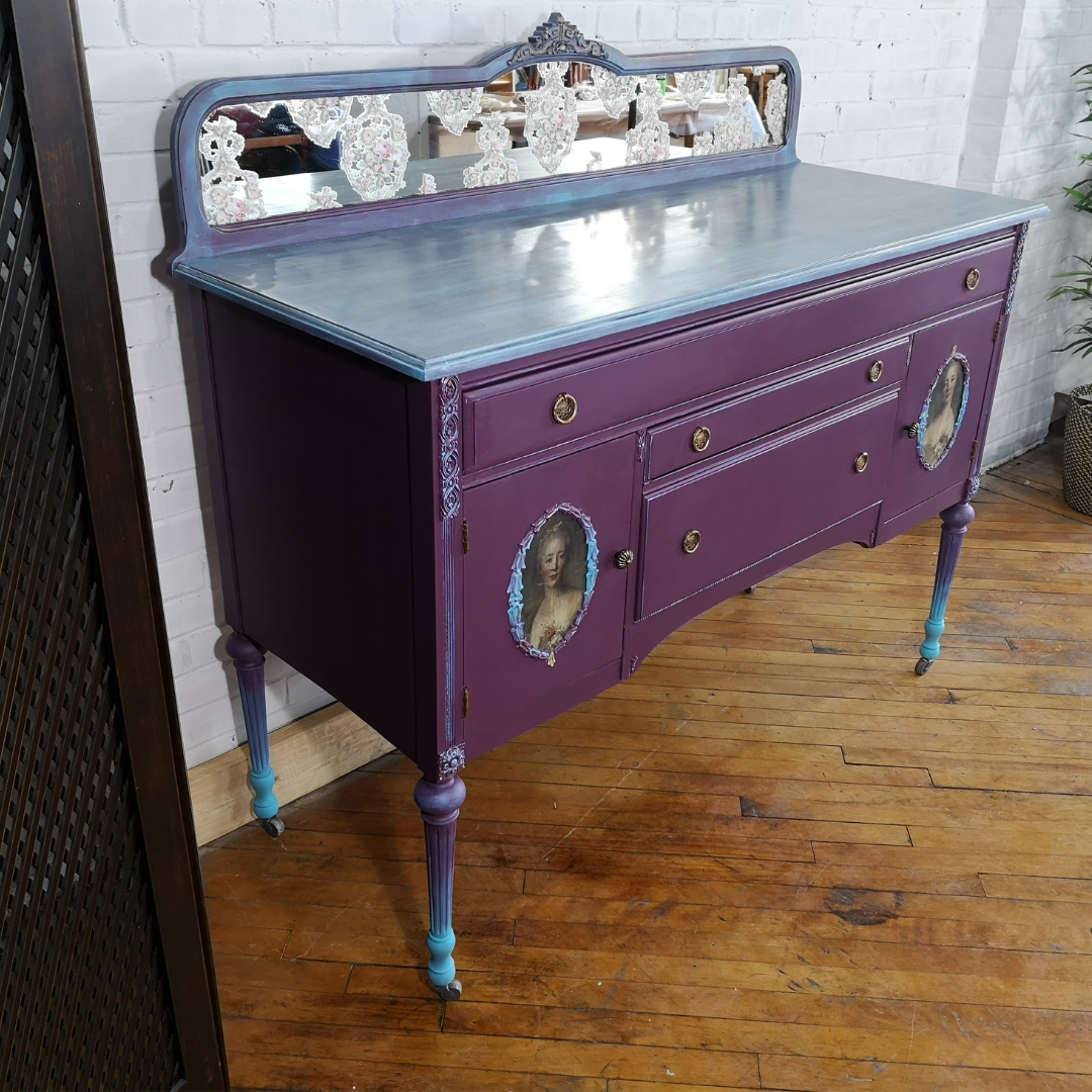 Antoinette profil buffet côté
